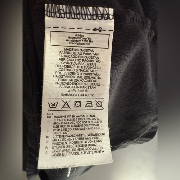 Adidas Mens Pack The Essentials Graphic Print T Shirt SZ LG Short Sleeve Black - Picture 4 of 7